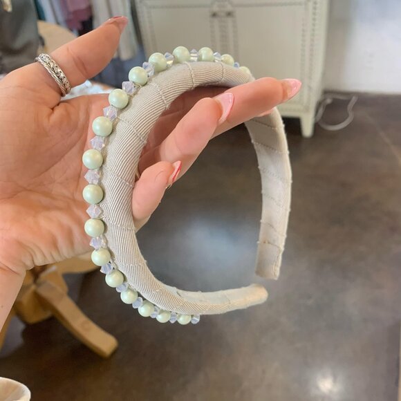 New unused Gigi headband